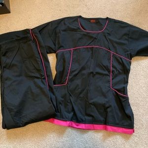 women’s scrub set